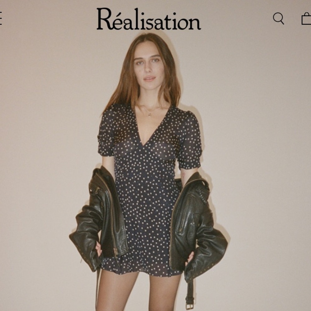 Réalisation Par Ozzie Dress (Navy Star)